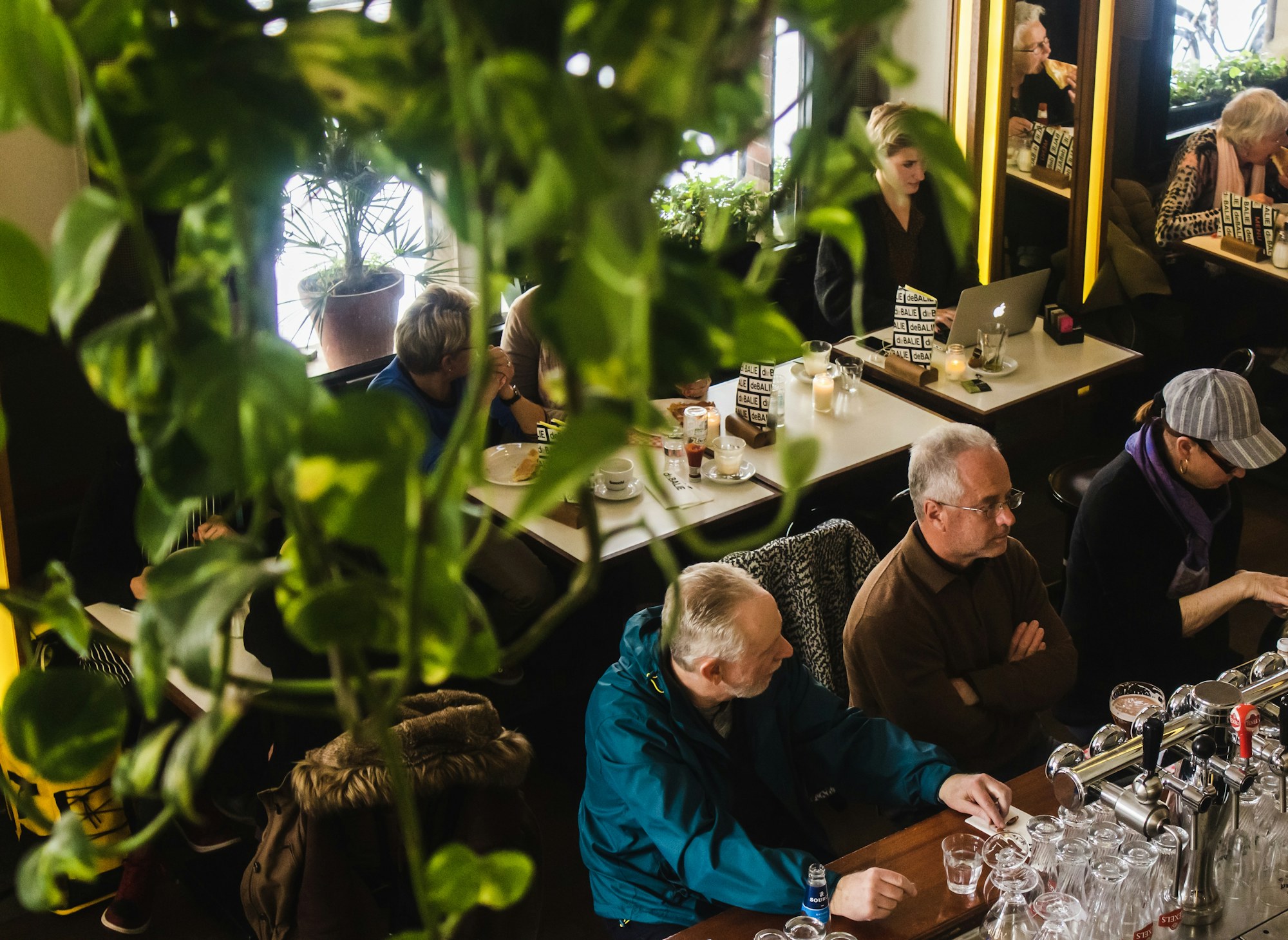 Convivialité à table